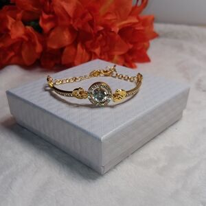 Elegant Gold Color Bracelet with Crystal Accents